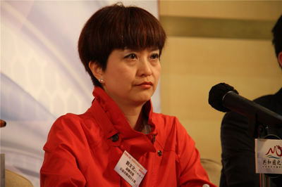 刘文文:香港&ldquo;广西专列团&rdquo;设奖学金助柳州学子圆梦